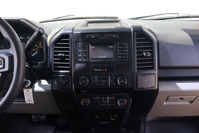 Ford F-150 Vehicle Full-screen Gallery Image 26