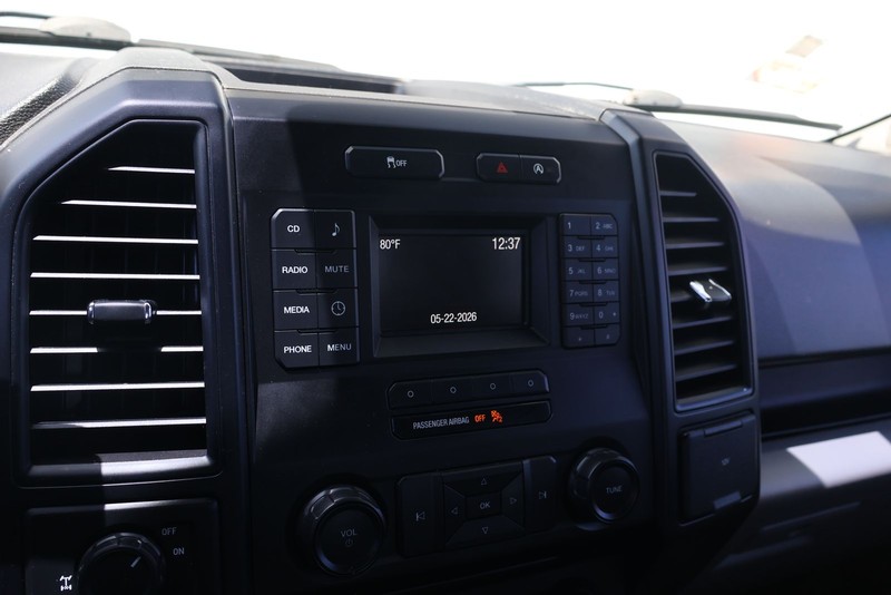 Ford F-150 Vehicle Full-screen Gallery Image 27