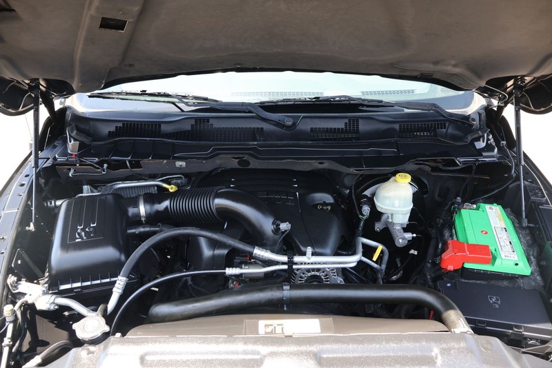 Ram 1500 Vehicle Full-screen Gallery Image 12