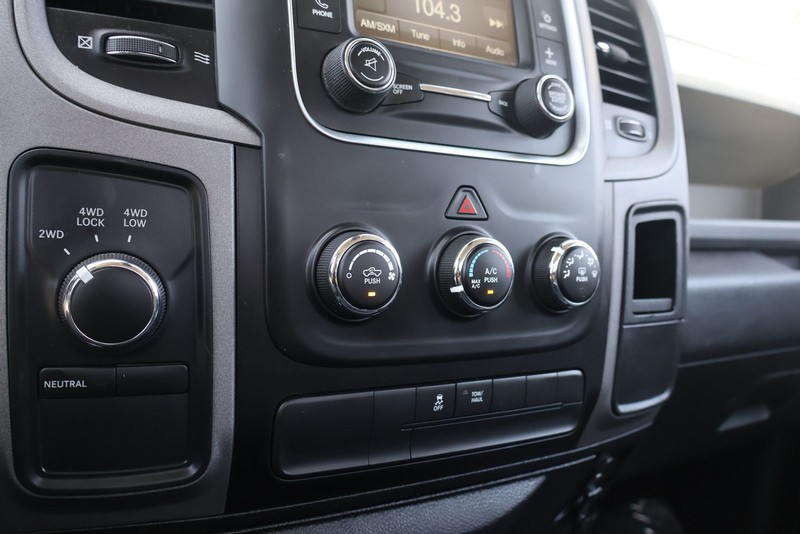 Ram 1500 Vehicle Full-screen Gallery Image 26
