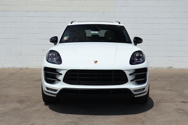 2017 Porsche Macan Turbo's photo