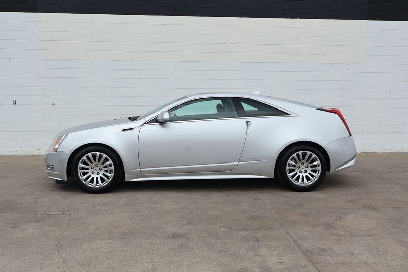 Cadillac CTS Coupe Vehicle Full-screen Gallery Image 10
