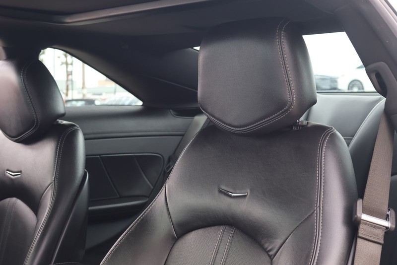 Cadillac CTS Coupe Vehicle Full-screen Gallery Image 17