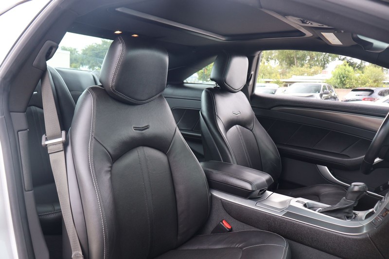Cadillac CTS Coupe Vehicle Full-screen Gallery Image 19