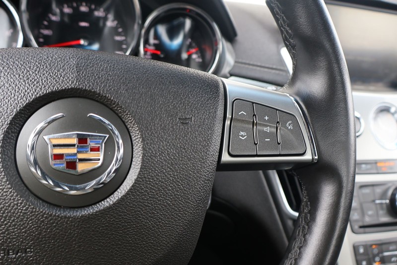 Cadillac CTS Coupe Vehicle Full-screen Gallery Image 25