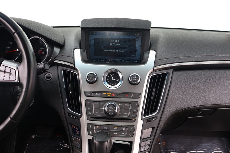 Cadillac CTS Coupe Vehicle Full-screen Gallery Image 26