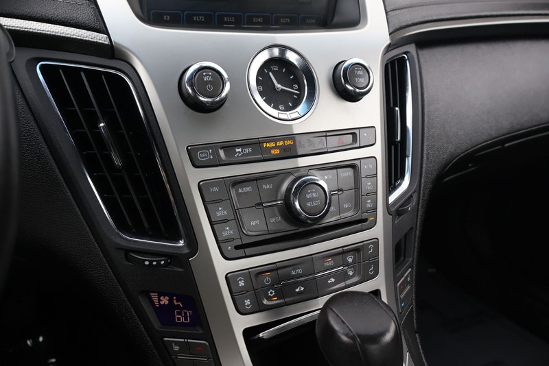 Cadillac CTS Coupe Vehicle Full-screen Gallery Image 29