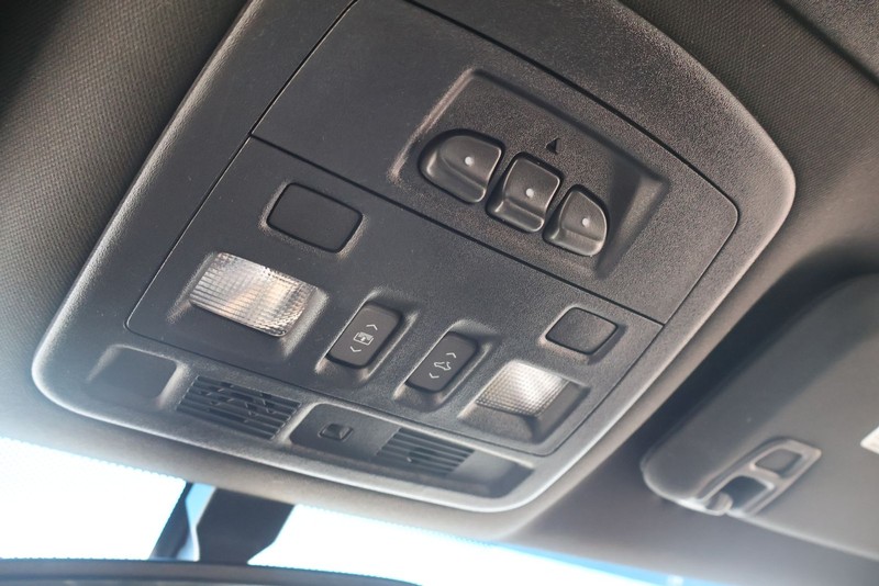 Cadillac CTS Coupe Vehicle Full-screen Gallery Image 31