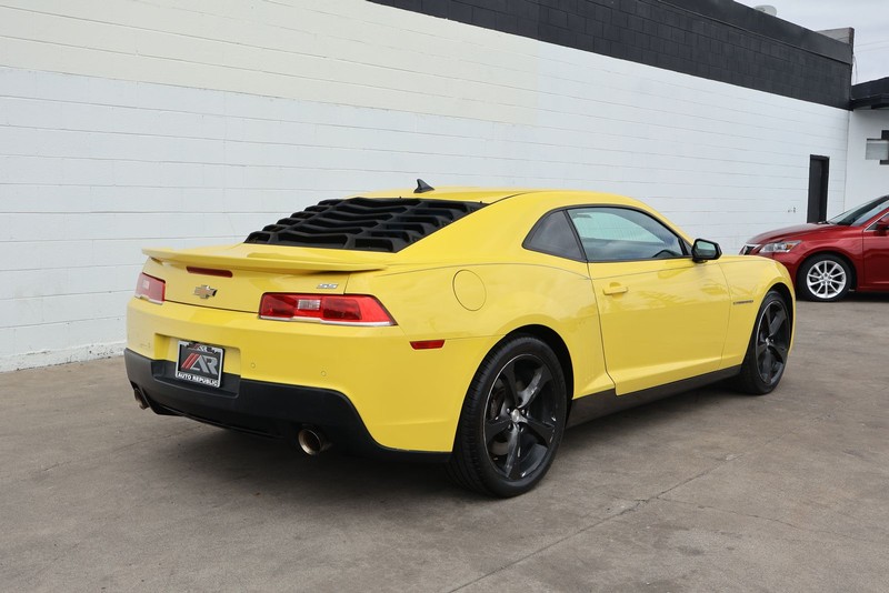 Chevrolet Camaro Vehicle Full-screen Gallery Image 05