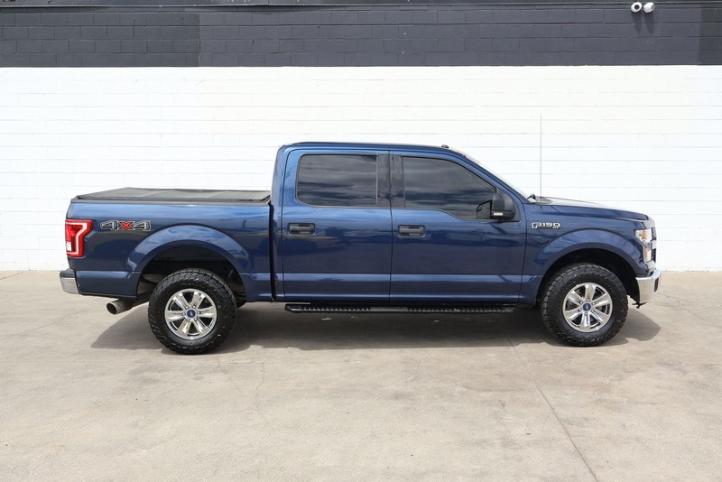 Ford F-150 Vehicle Full-screen Gallery Image 01