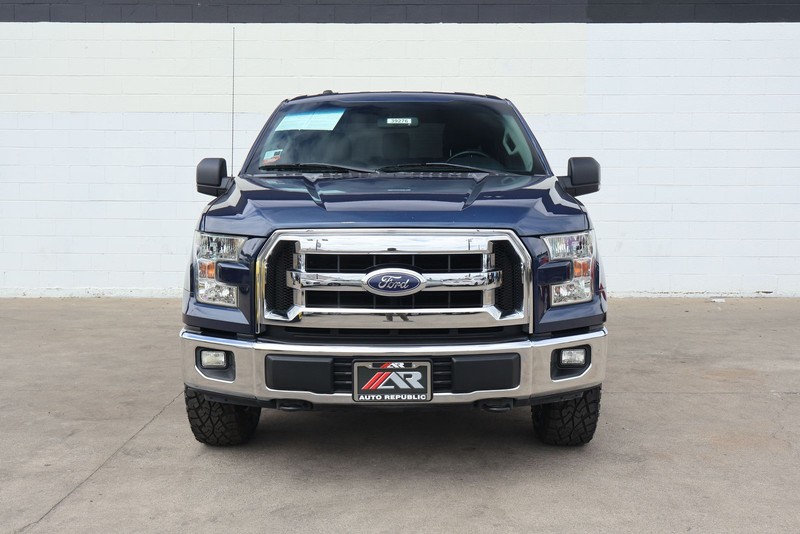 Ford F-150 Vehicle Full-screen Gallery Image 03