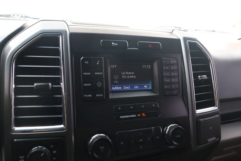Ford F-150 Vehicle Full-screen Gallery Image 27