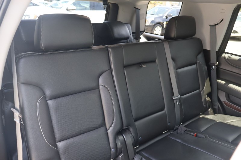 GMC Yukon Vehicle Full-screen Gallery Image 20