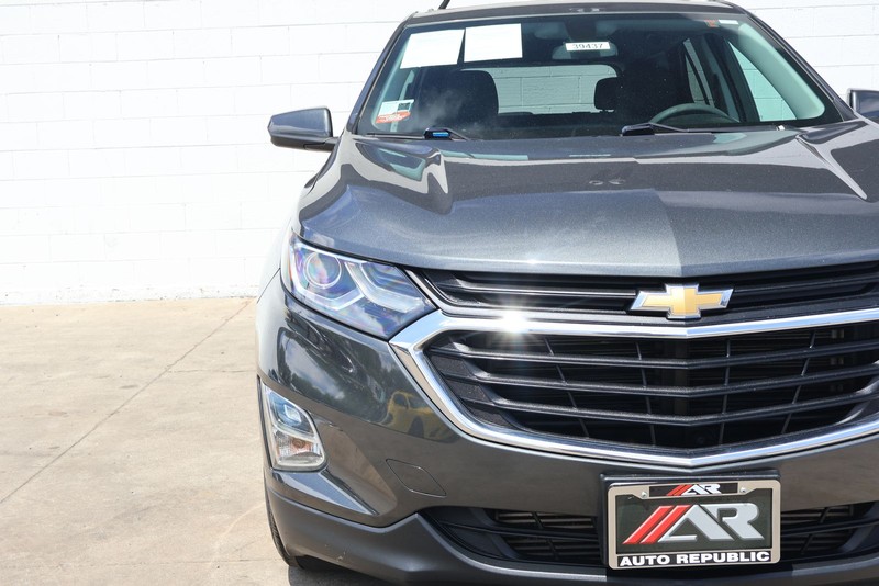 Chevrolet Equinox Vehicle Full-screen Gallery Image 03