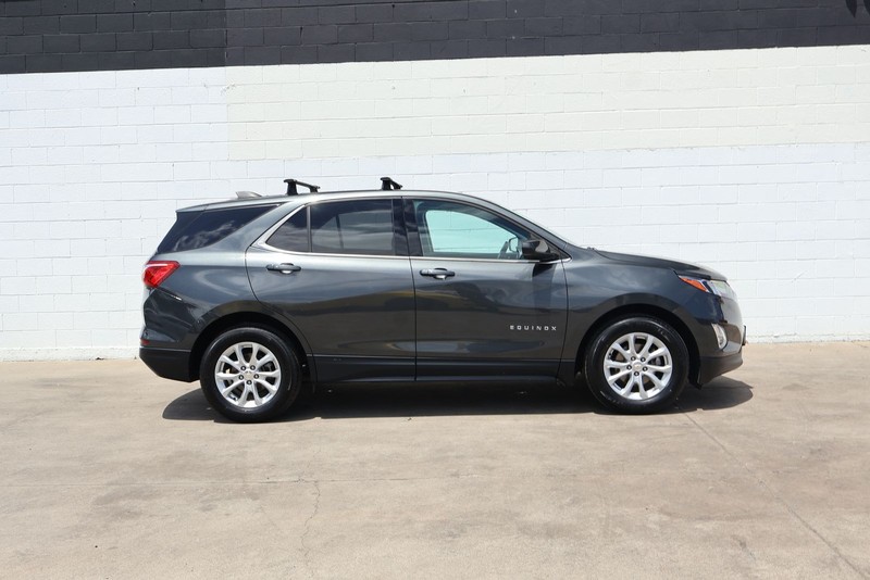 Chevrolet Equinox Vehicle Full-screen Gallery Image 04