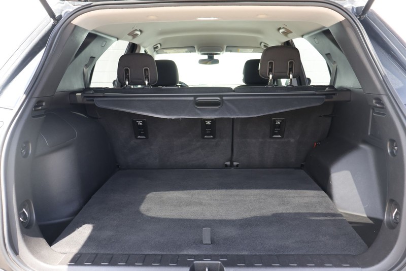 Chevrolet Equinox Vehicle Full-screen Gallery Image 08
