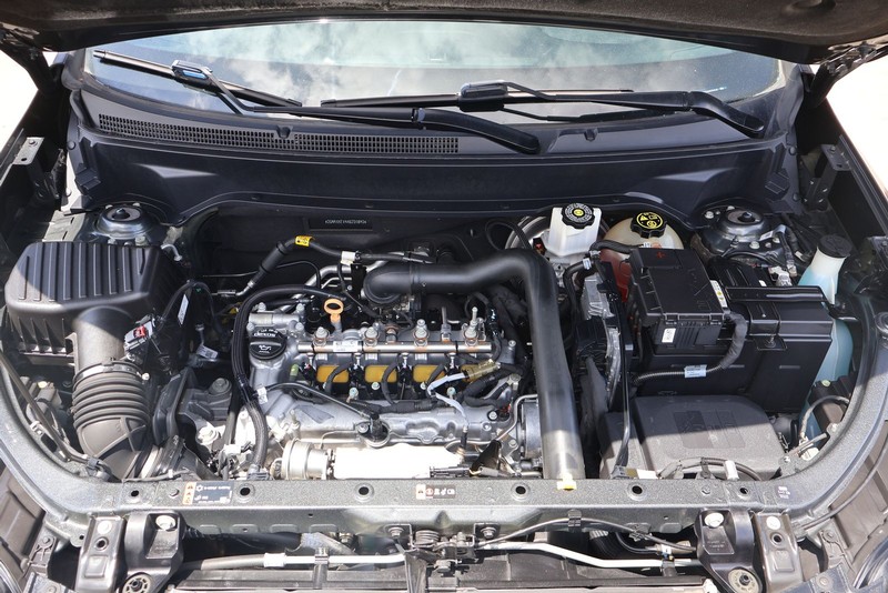 Chevrolet Equinox Vehicle Full-screen Gallery Image 12