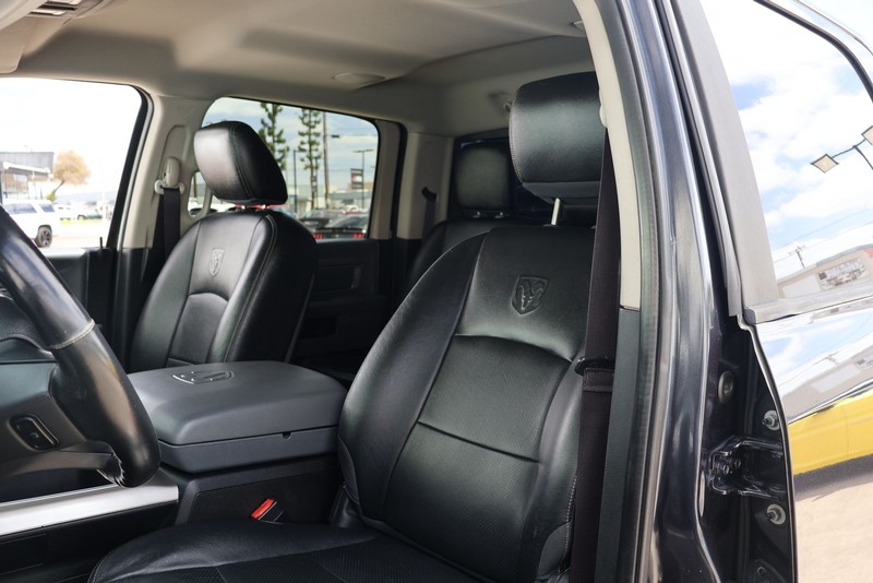 Ram 1500 Vehicle Full-screen Gallery Image 15
