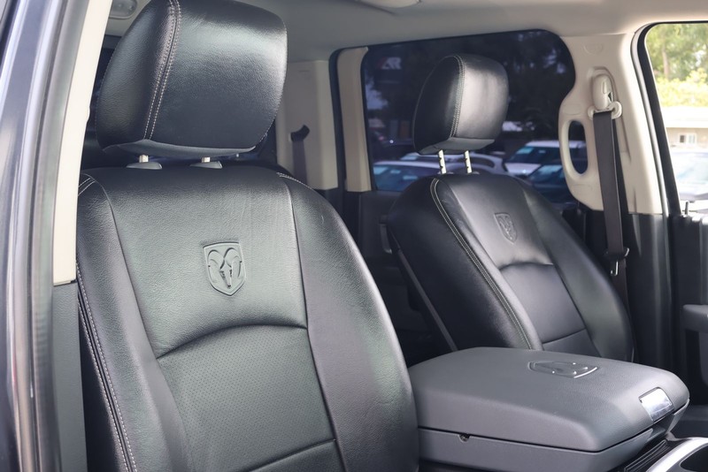 Ram 1500 Vehicle Full-screen Gallery Image 18