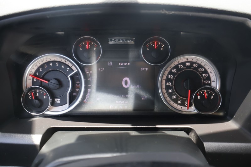 Ram 1500 Vehicle Full-screen Gallery Image 21