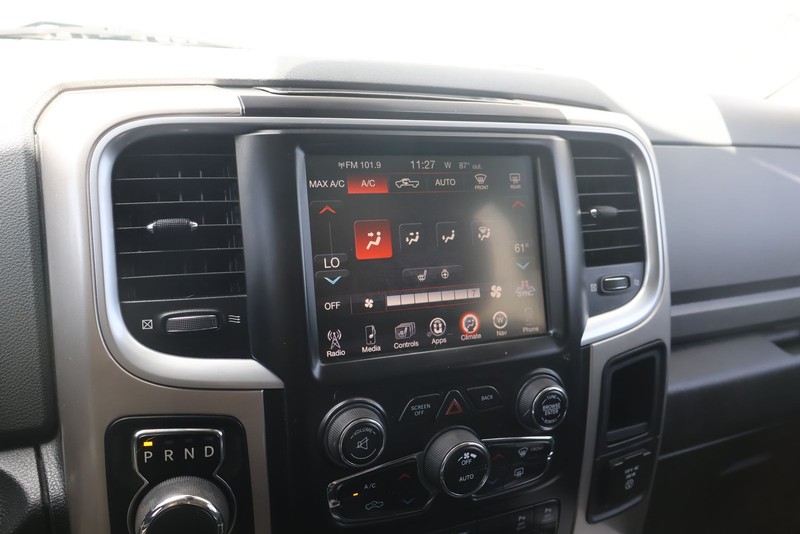 Ram 1500 Vehicle Full-screen Gallery Image 26