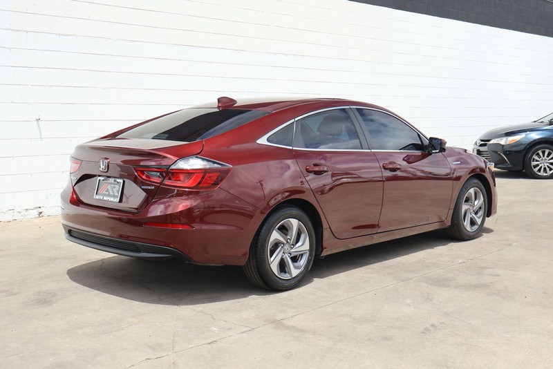 Honda Insight Vehicle Full-screen Gallery Image 05