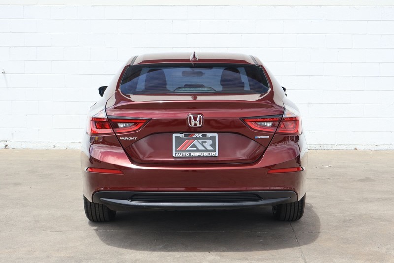 Honda Insight Vehicle Full-screen Gallery Image 06