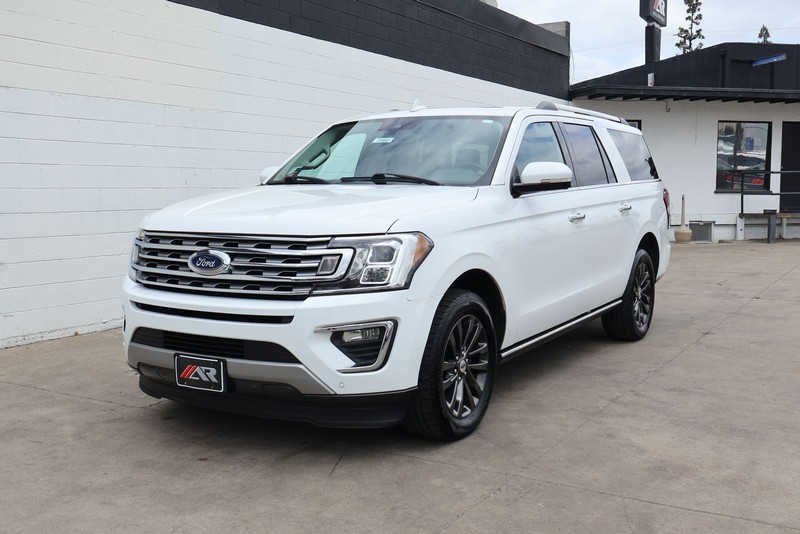 Ford Expedition Max Vehicle Full-screen Gallery Image 12