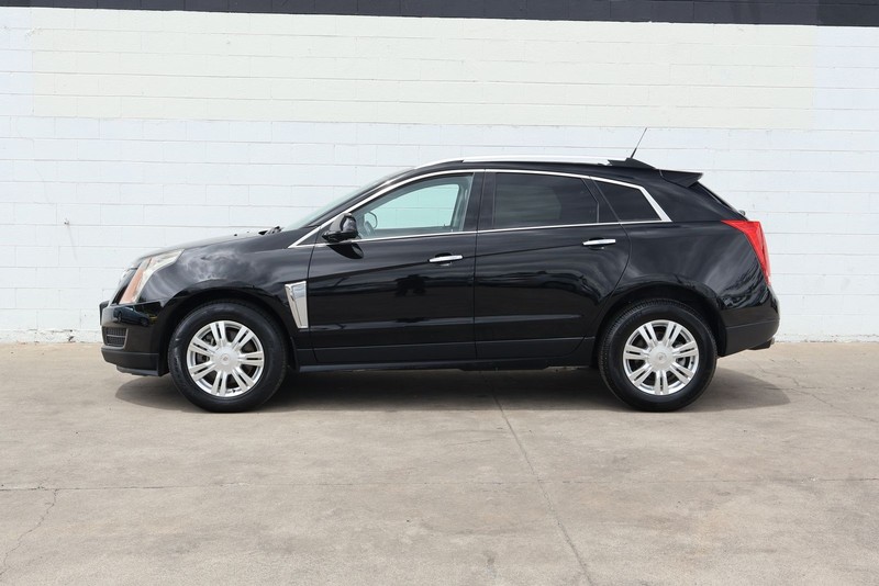 Cadillac SRX Vehicle Full-screen Gallery Image 11