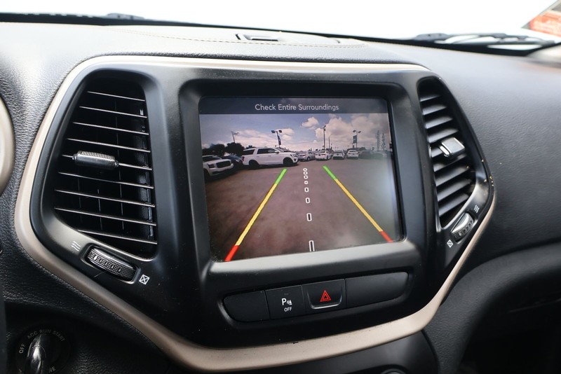 Jeep Cherokee Vehicle Full-screen Gallery Image 28