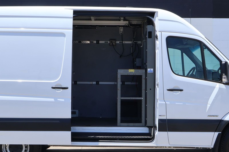 Mercedes-Benz Sprinter Cargo Vans Vehicle Full-screen Gallery Image 02