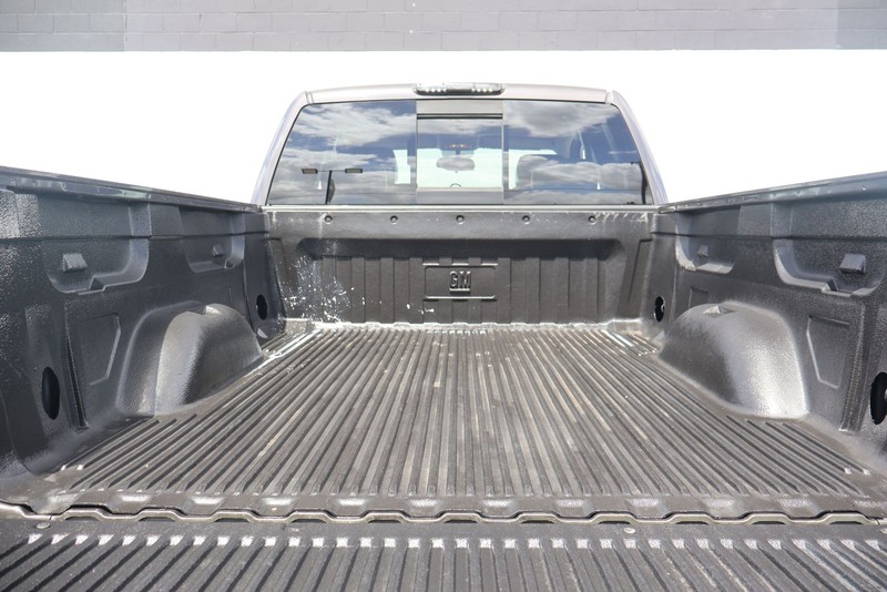 Chevrolet Silverado 1500 Vehicle Full-screen Gallery Image 08