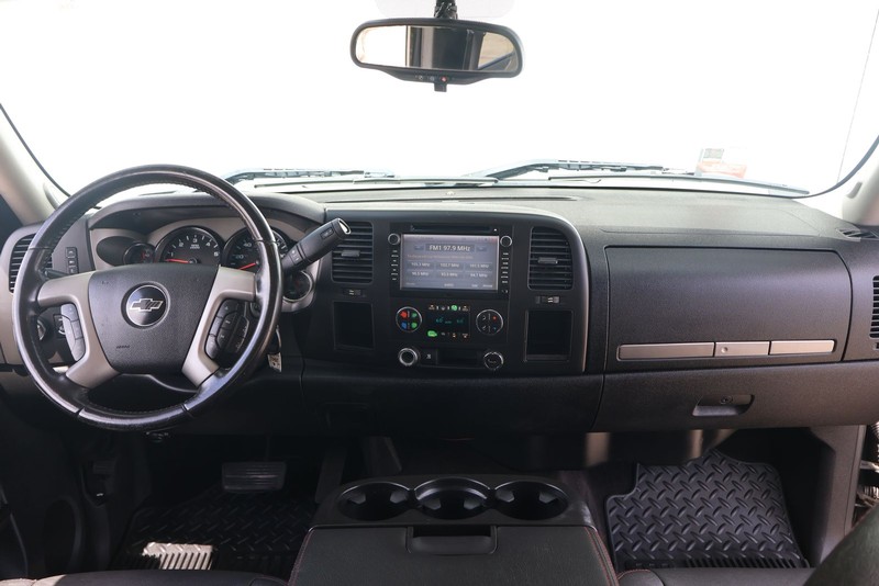 Chevrolet Silverado 1500 Vehicle Full-screen Gallery Image 21