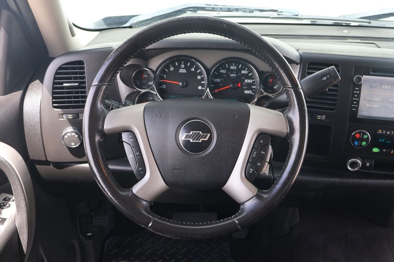 Chevrolet Silverado 1500 Vehicle Full-screen Gallery Image 23