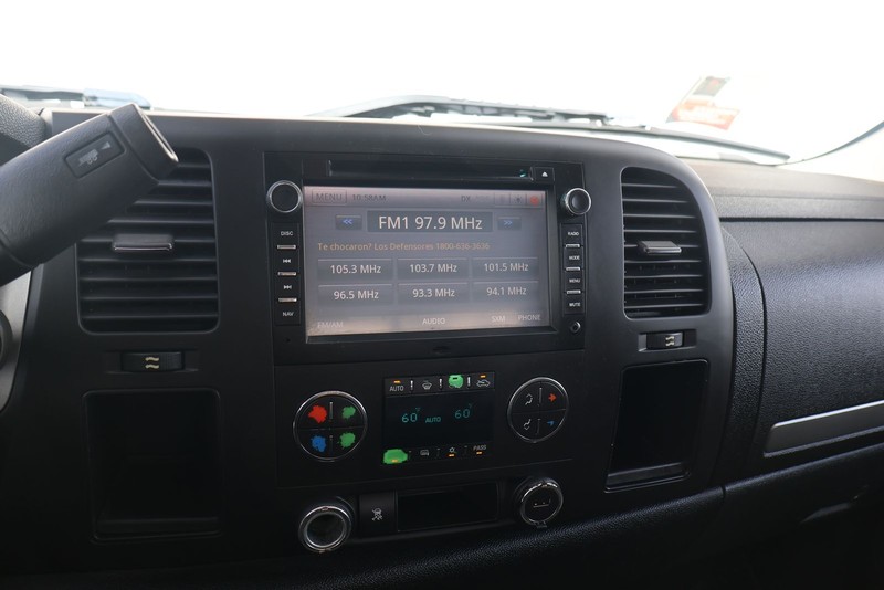 Chevrolet Silverado 1500 Vehicle Full-screen Gallery Image 27