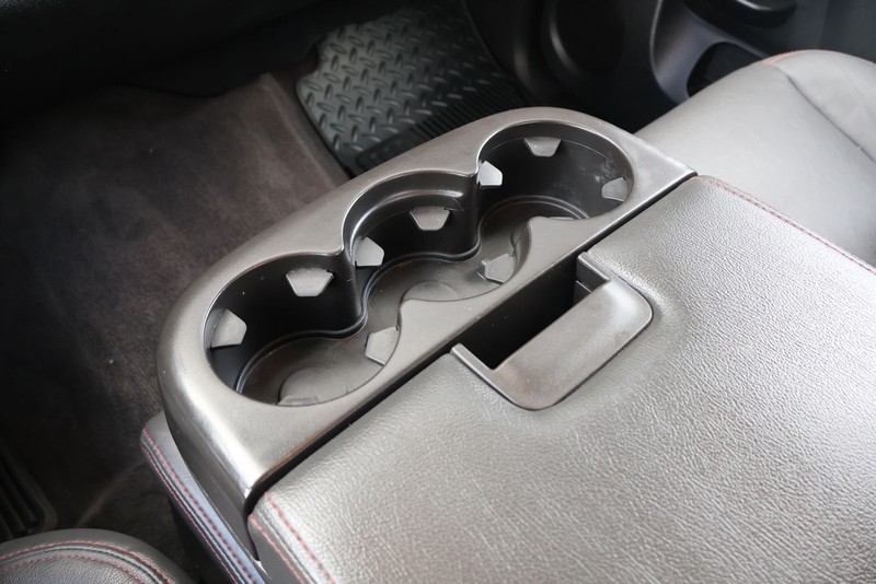 Chevrolet Silverado 1500 Vehicle Full-screen Gallery Image 28