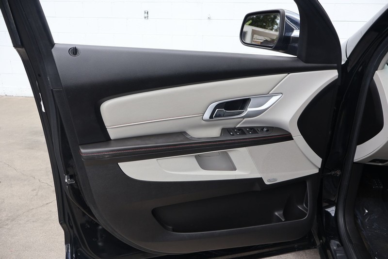 GMC Terrain Vehicle Full-screen Gallery Image 14