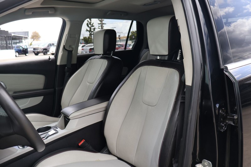 GMC Terrain Vehicle Full-screen Gallery Image 16