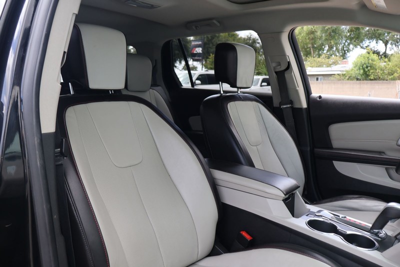 GMC Terrain Vehicle Full-screen Gallery Image 19