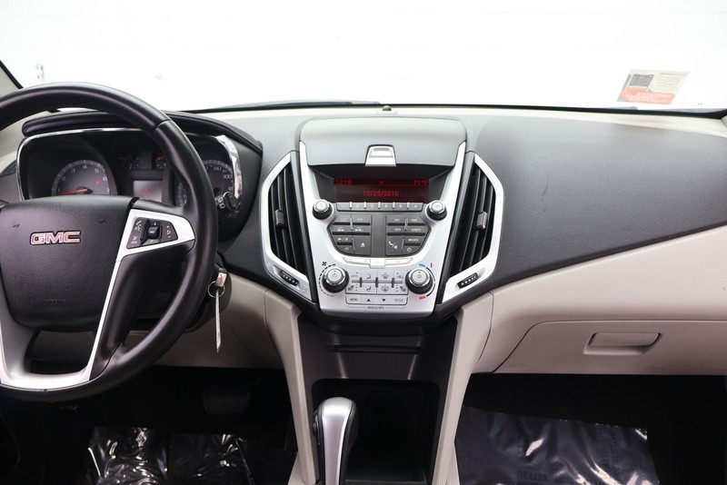GMC Terrain Vehicle Full-screen Gallery Image 26