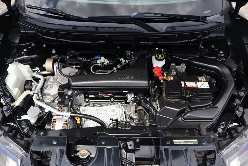 Nissan Rogue Vehicle Full-screen Gallery Image 13