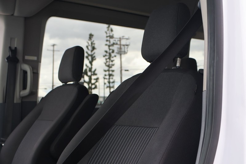 Ford Transit Passenger Wagon Vehicle Full-screen Gallery Image 18