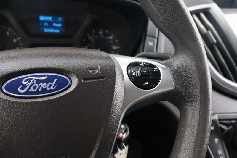 Ford Transit Passenger Wagon Vehicle Full-screen Gallery Image 26