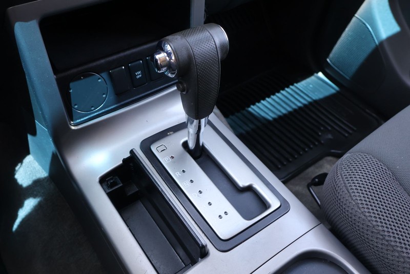Nissan Pathfinder Vehicle Full-screen Gallery Image 30