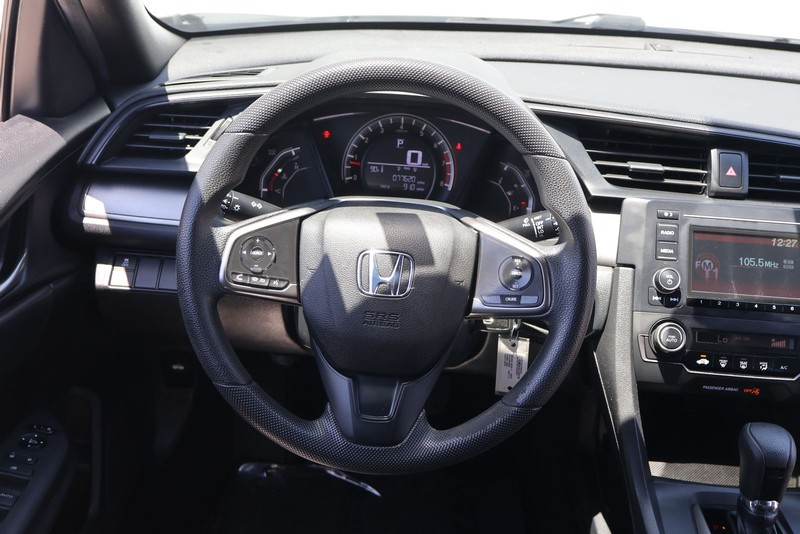 Honda Civic Hatchback Vehicle Full-screen Gallery Image 22