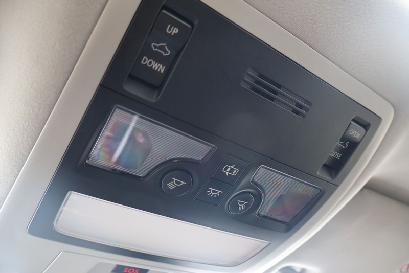 Lexus GS 350 Vehicle Full-screen Gallery Image 33