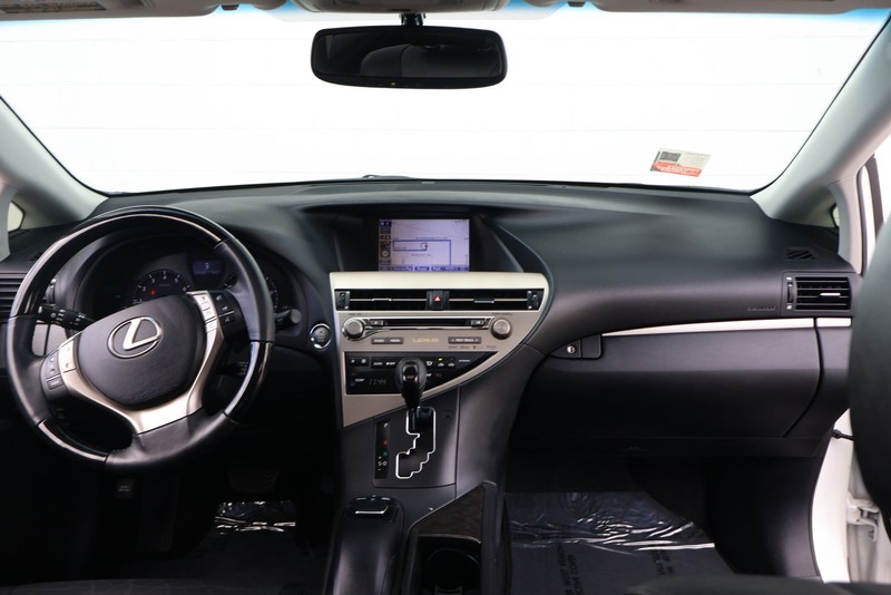 Lexus RX 350 Vehicle Full-screen Gallery Image 21