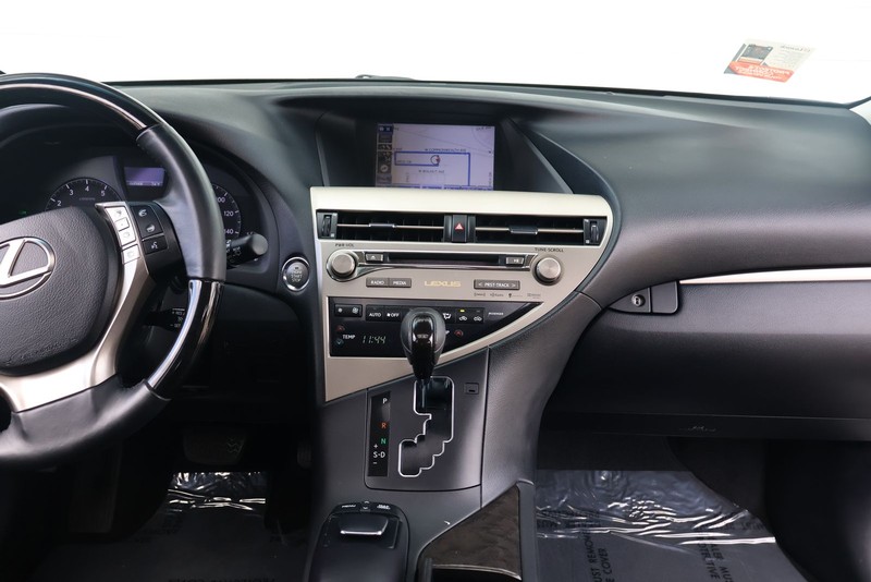 Lexus RX 350 Vehicle Full-screen Gallery Image 26