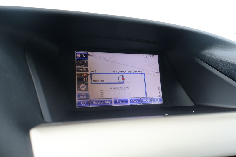 Lexus RX 350 Vehicle Full-screen Gallery Image 27