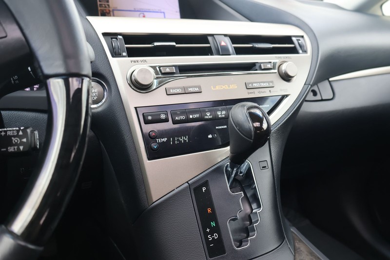 Lexus RX 350 Vehicle Full-screen Gallery Image 29
